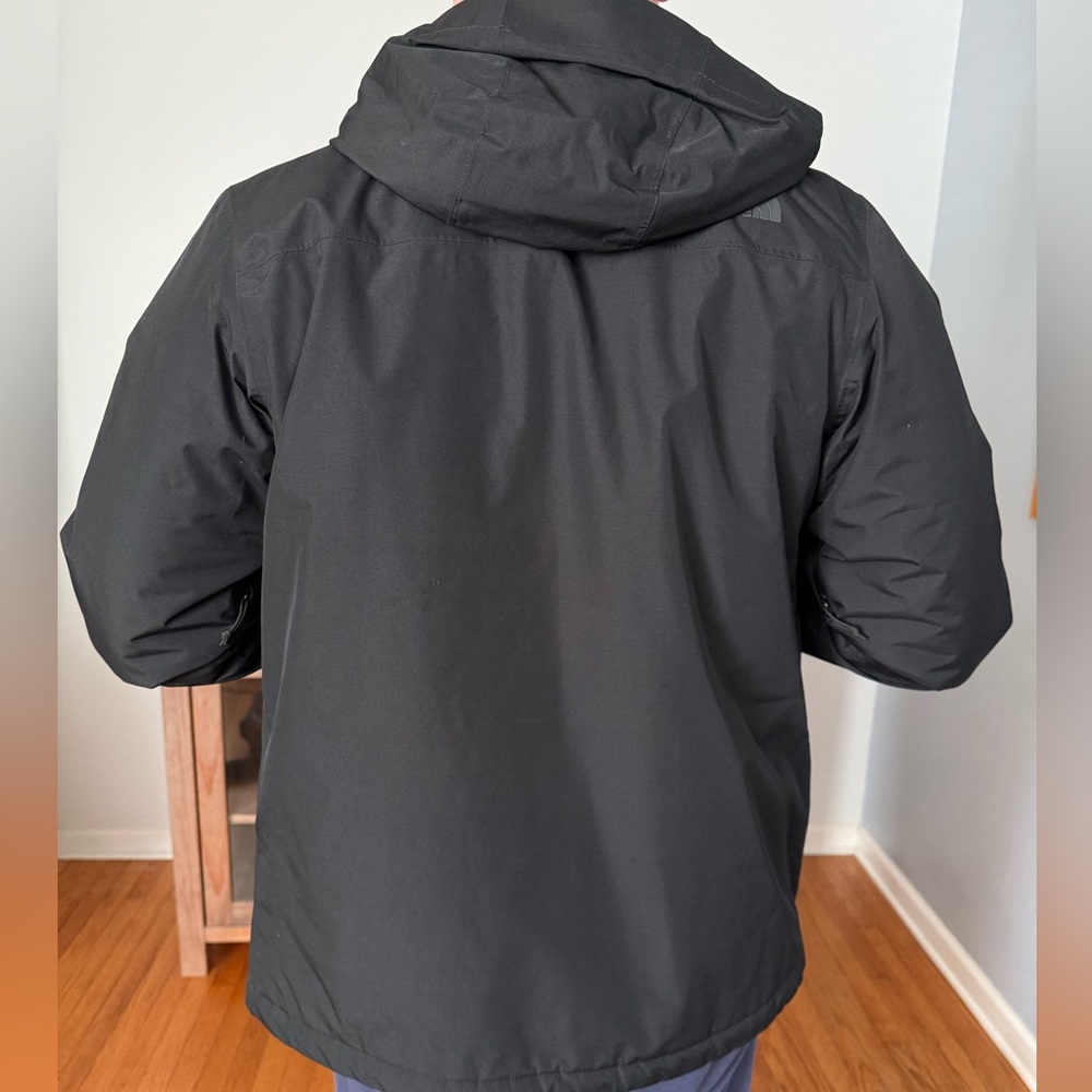 North face jacket - Picture 4 of 5